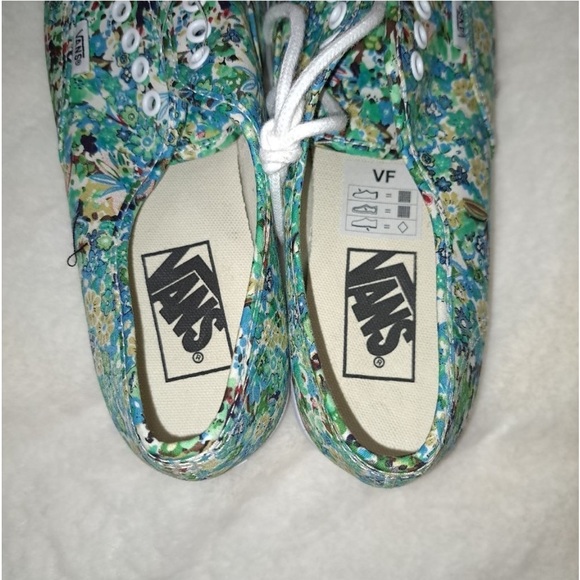 Vans Off the Wall “Ditsy Floral” in Pool Green Size 8 NWT - Picture 7 of 8
